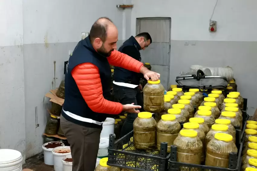 Bursa Osmangazide 6,5 ton gıda imha edildi