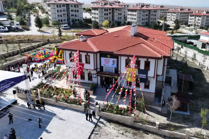Konyada Altınekin Şehir Konağı törenle hizmete girdi