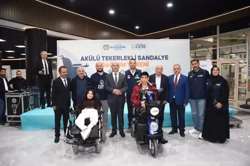 Malatyada 80 akülü tekerlekli sandalye ihtiyaç sahiplerine teslim edildi