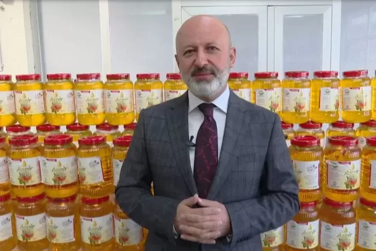 Kayseri Kocasinandan vatandaşa ücretsiz aspir yağı dağıtımı