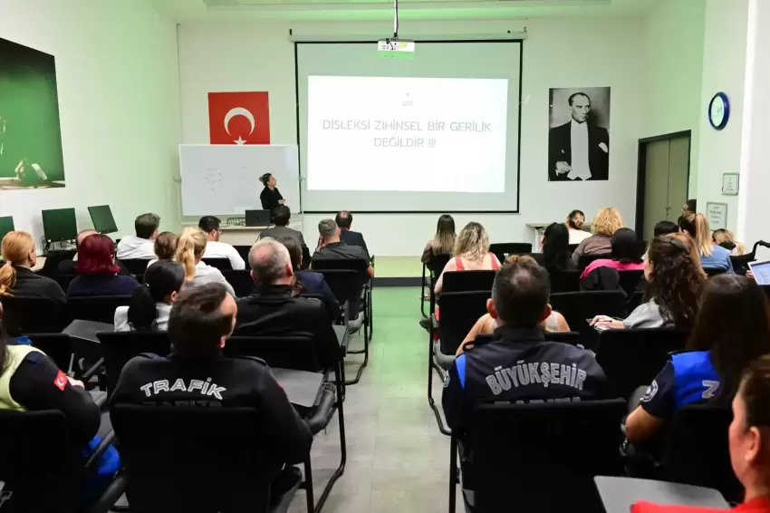 Manisa Büyükşehirden personeline disleksi farkındalığı