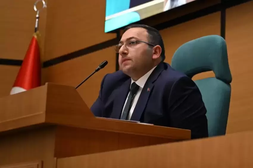 Üsküdar Belediye Başkan Vekili Dündar Ziya Gültekin hayatını kaybetti Ömer Çelikten taziye mesajı