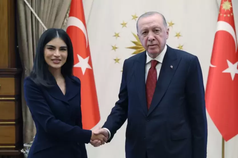 Külliyede diplomatik temas