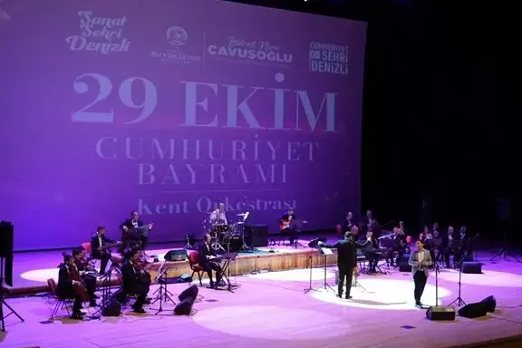 Denizlide Cumhuriyet coşkusu etkinliklerle başladı