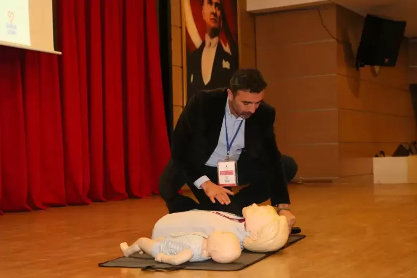 Çiğli Belediyesinden ilk yardım semineri
