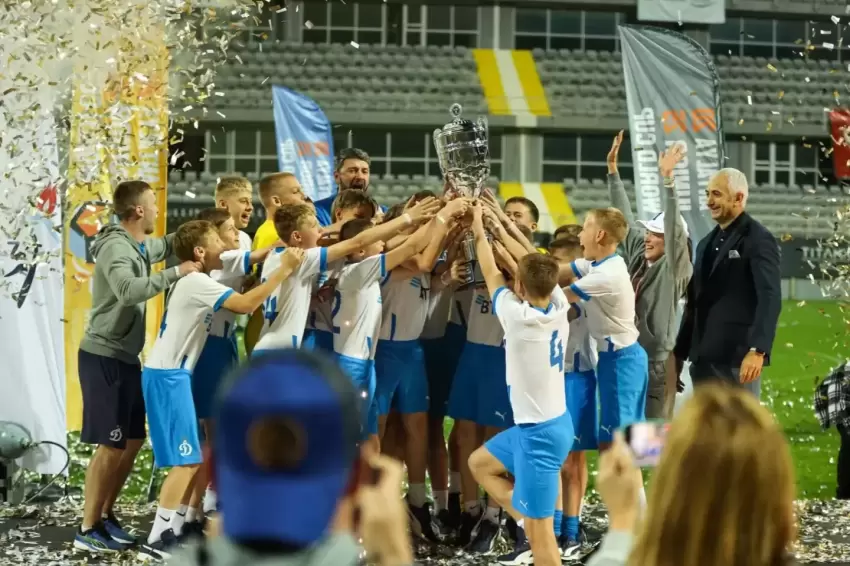 Dünya futbolunun genç yıldızları 3. Kez Antalyada buluşuyor