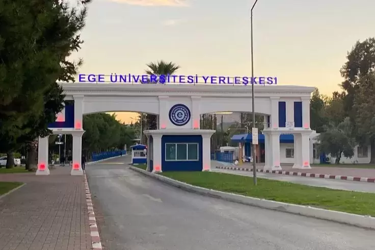 Ege Üniversitesinde sahipsiz köpek alarmı