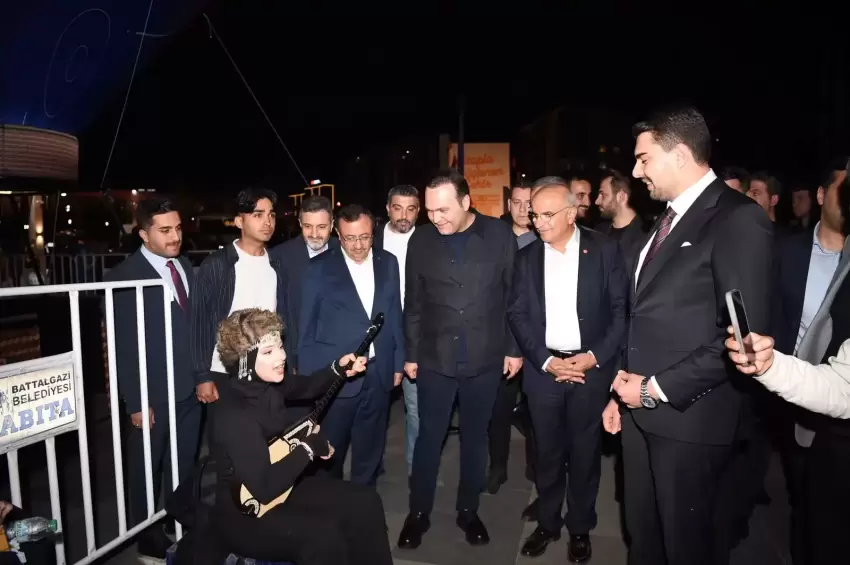 Malatyada Başkan Erden gençlere yatırım mesajı