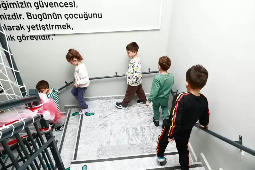 Bursa Osmangazide öğrencilere afet bilinci