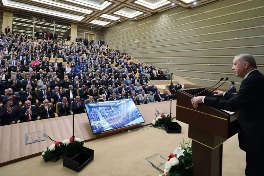 Cumhurbaşkanı Erdoğandan muhtarlara: Nifak duvarları örmeye çalışanlara karşı teyakkuzdayız
