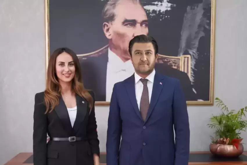 Bodrum Belediye Meclis Üyesi Asuman Gülsoy AK Partiye geçti
