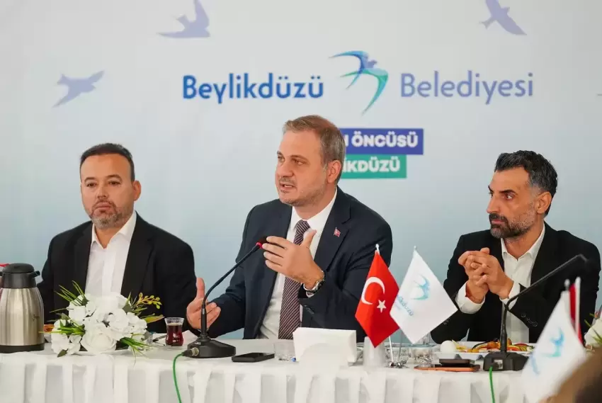 İstanbul Beylikdüzünde yerel basına 18 aylık hizmet brifingi