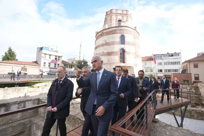 Edirnenin tarihe açılan kulesine yakın mercek... 4 ayda 18 bin ziyaretçiyi ağırladı