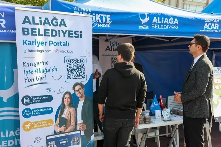İzmir Aliağada KariyerİZM ve İş Fuarı düzenlendi