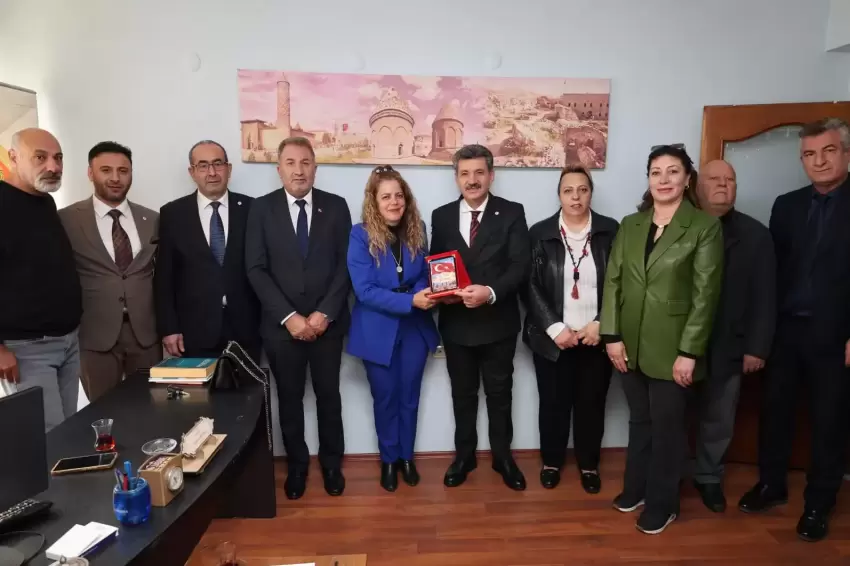 Ferhat Yılmazdan Erzurum Yeni Medya Derneğine ziyaret