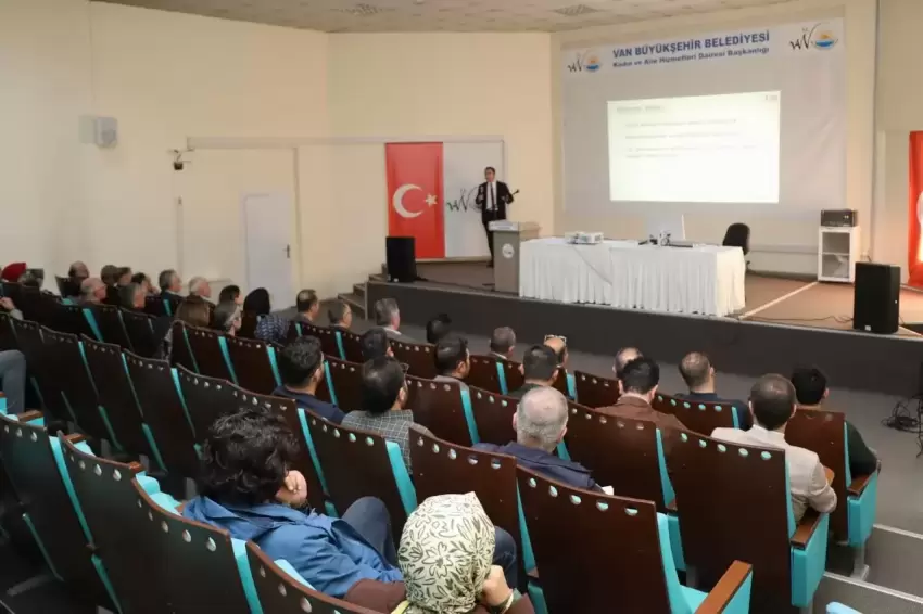 Belediye personeline kişisel veri güvenliği eğitimi