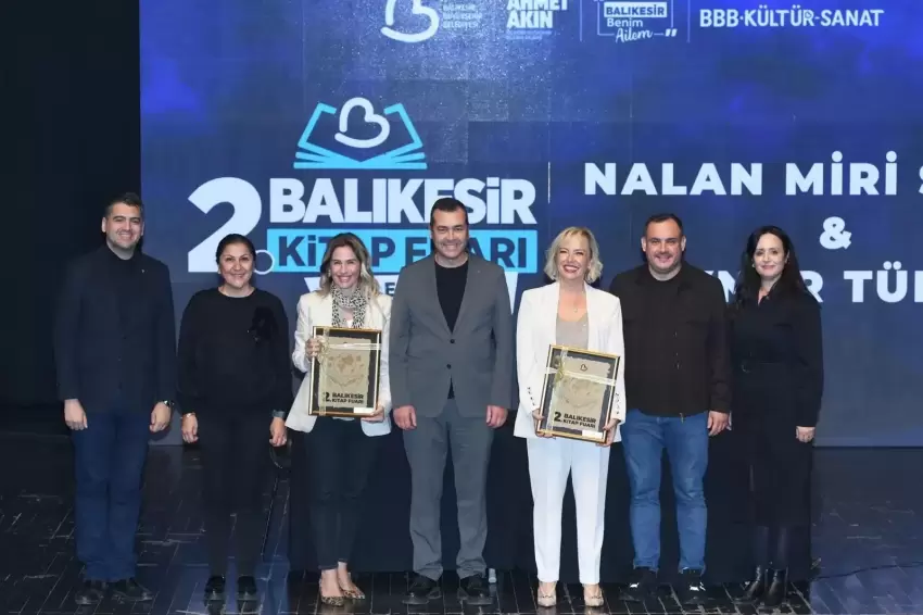 Balıkesir Kitap Fuarına yoğun ilgi sürüyor