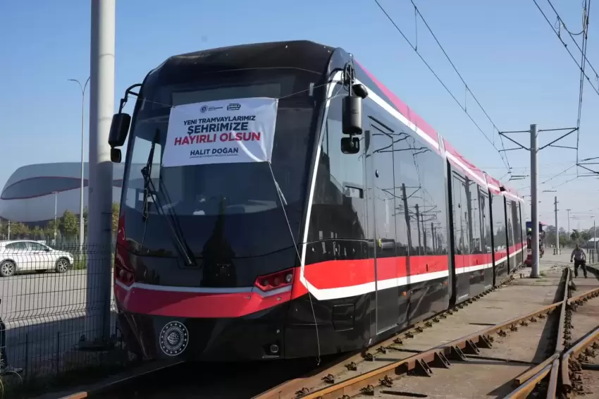 Samsuna dördüncü yeni tramvay ulaştı