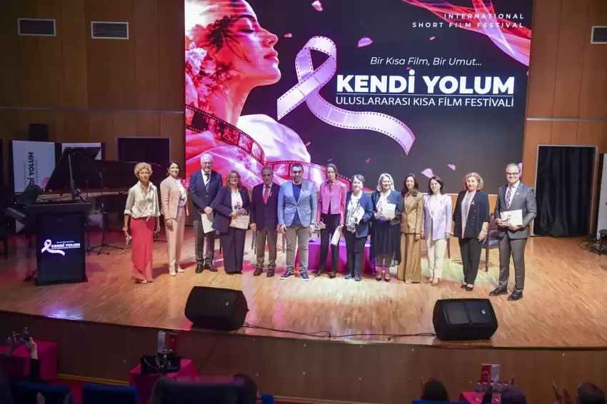 Ankarada kadın sağlığına sanatla farkındalık