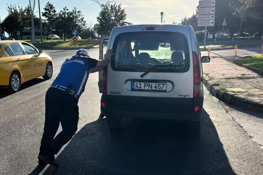 Kocaeli Zabıtasından yürek ısıtan davranış