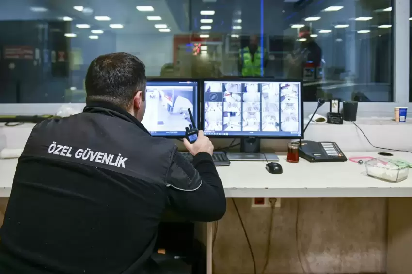Ankarada yürüyen merdivenlere sirenli uyarı sistemi