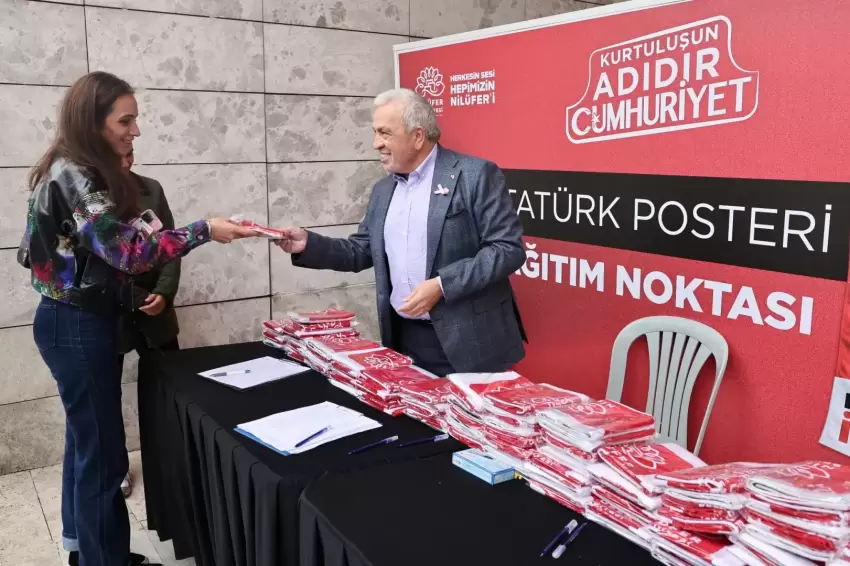 Bursada Atatürk posterleri Nilüferin her yerinde