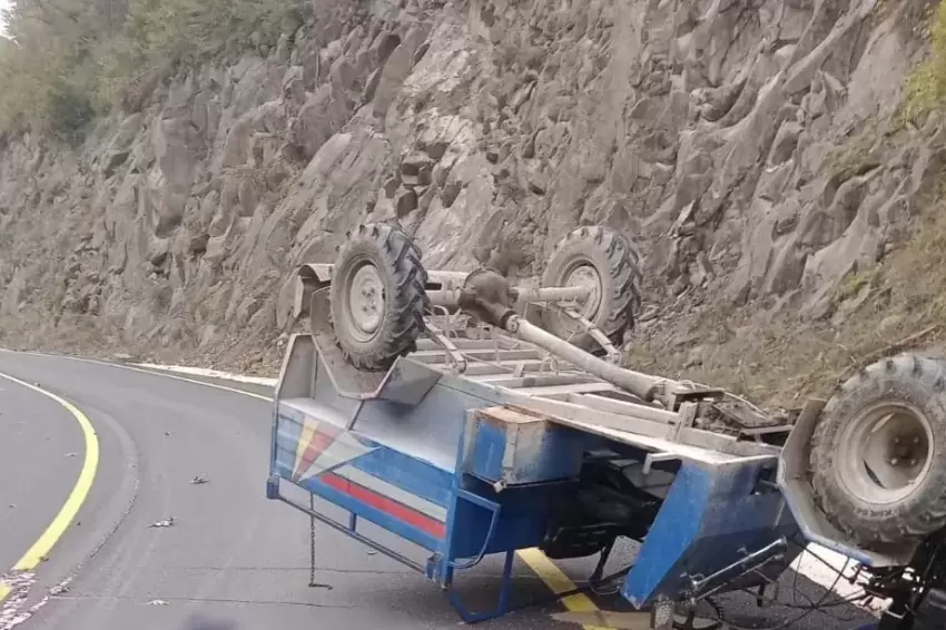 Düzcede patpat devrildi: 1 ölü