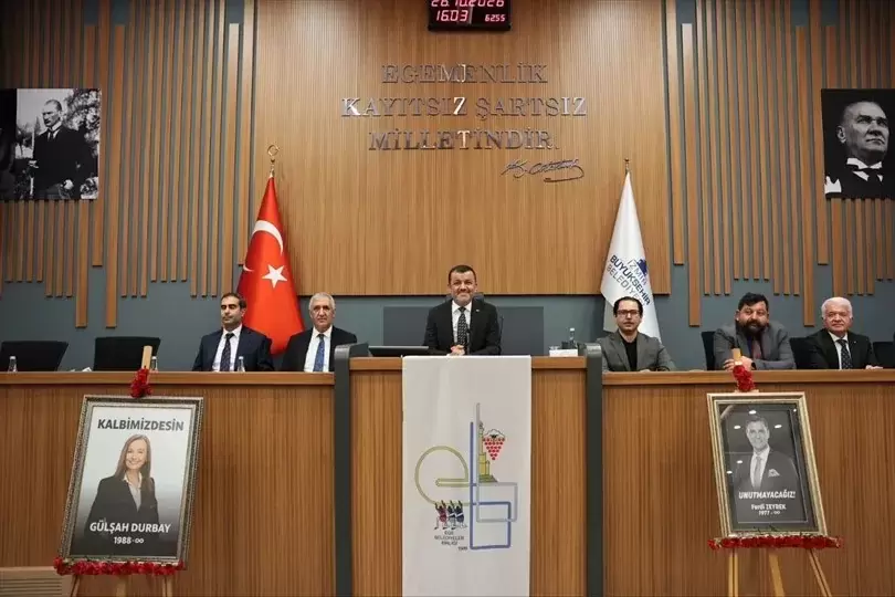 Egenin yerel yönetimleri İzmirde buluştu