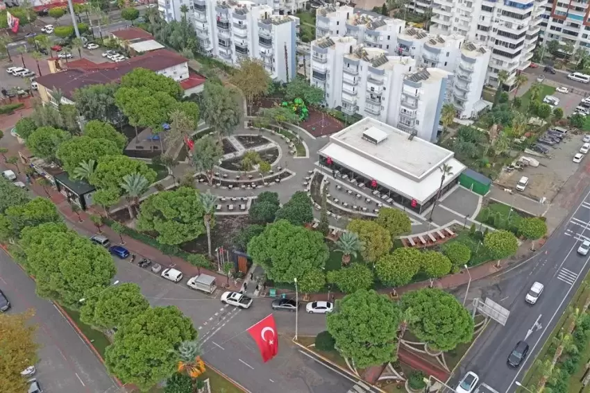 Yıllardır bakımsızdı, buluşma noktası oldu