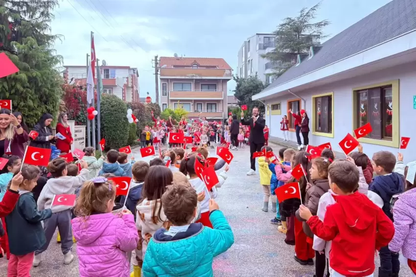 ÇEK ailesinden Cumhuriyetin 103. yılına coşkulu kutlama