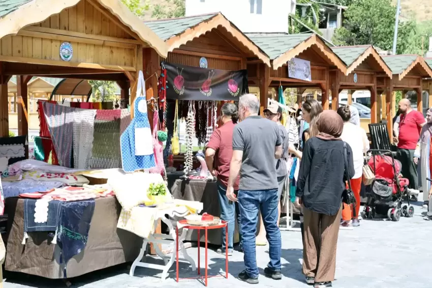 Kayseri Talasın Maharetli Elleri görücüye çıkıyor