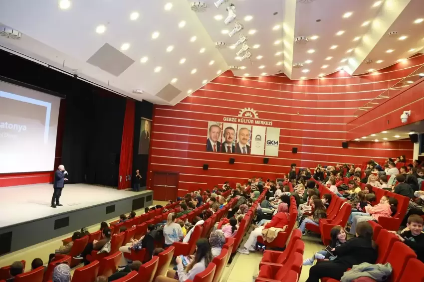 GKMde çocuklar sinema keyfi yaşadı