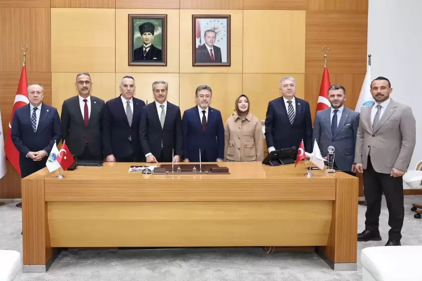 Bakan Yumaklıdan Sakaryaya destek: Gerekli desteği vermeye hazırız