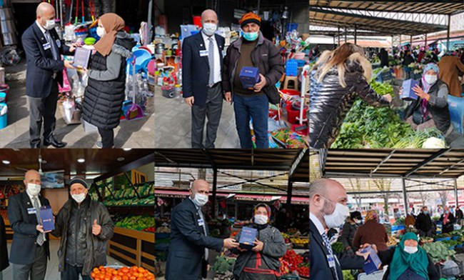 "Karadeniz Ereğli Rotary Kulübü pazaryeri esnafına Hijyen Paketleri dağıttı."