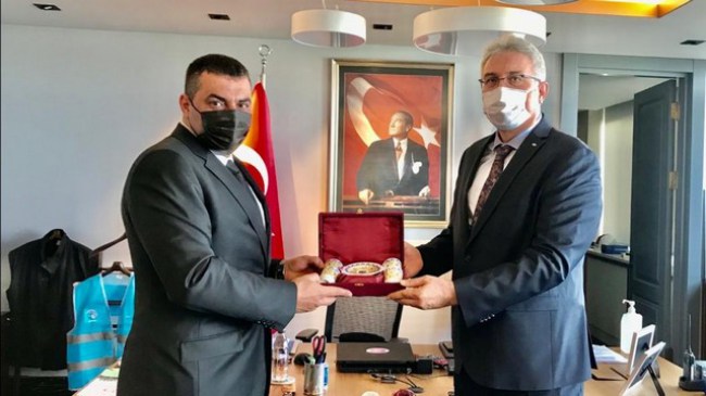 İşçi Temsilcisi ve işveren elele