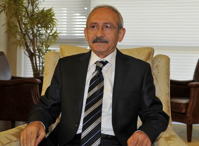 "Haberal, başımızın tacıdır"