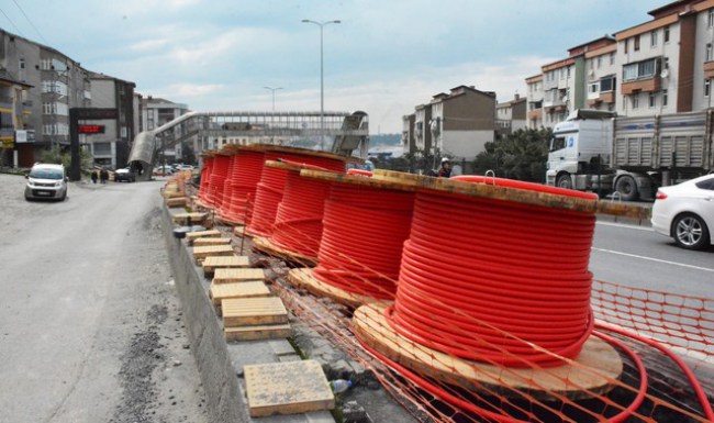 Devrek yol ayrımı-kepez arası enerji hatları yeraltına alınıyor