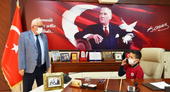 Posbıyık: “Cumhuriyet herkesin önünü açtı”