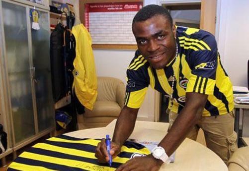Emenike Fenerbahçe'de