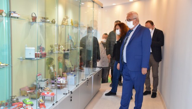 Oyuncak evi, çocuklarla buluşmak için gün sayıyor