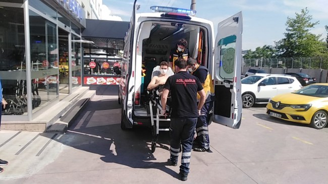 Sokağa çıkma yasağında motor kazası