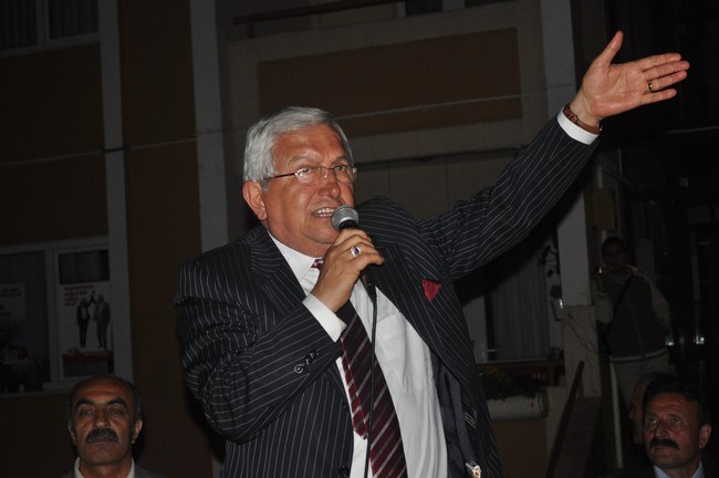 "Başbakan benden izinsiz Ereğli'ye çivi bile çakamaz"