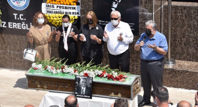 Bayram Gürkan için Belediyede tören düzenlendi