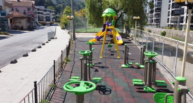 Belediyeden çocuk parkları
