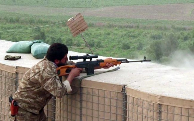 Taliban, Afganistan'da 6 vilayeti ele geçirdi