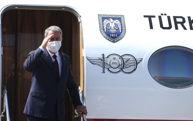 Bakan Akar, Pakistan'a gitti