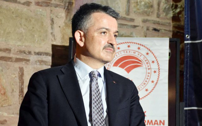 Bakan Pakdemirli: "Milli Parklar arıcıların konaklamasına açılacak"