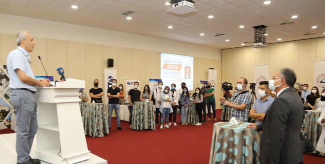 ERÜ'de adaylar Prof. Dr. Derviş Karaboğa'yla buluştu