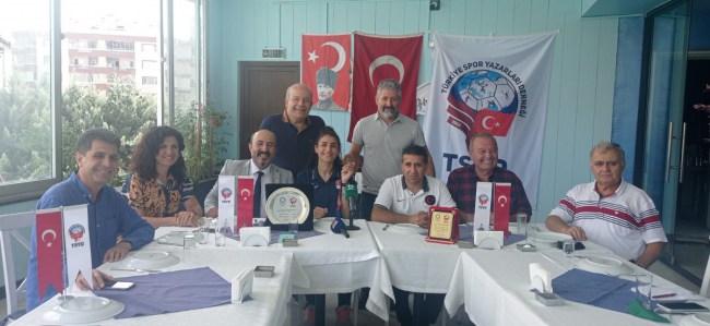 TSYD Bursa Şubesi Hatice Kübra İlgün'ü ağırladı