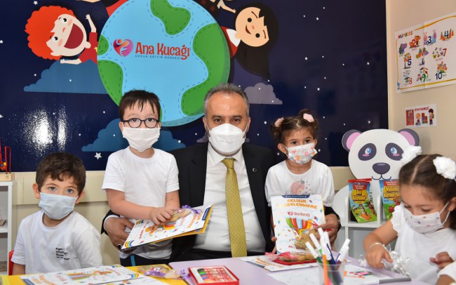 Bursa'da Ana Kucağı yeni dönem kayıtları başladı